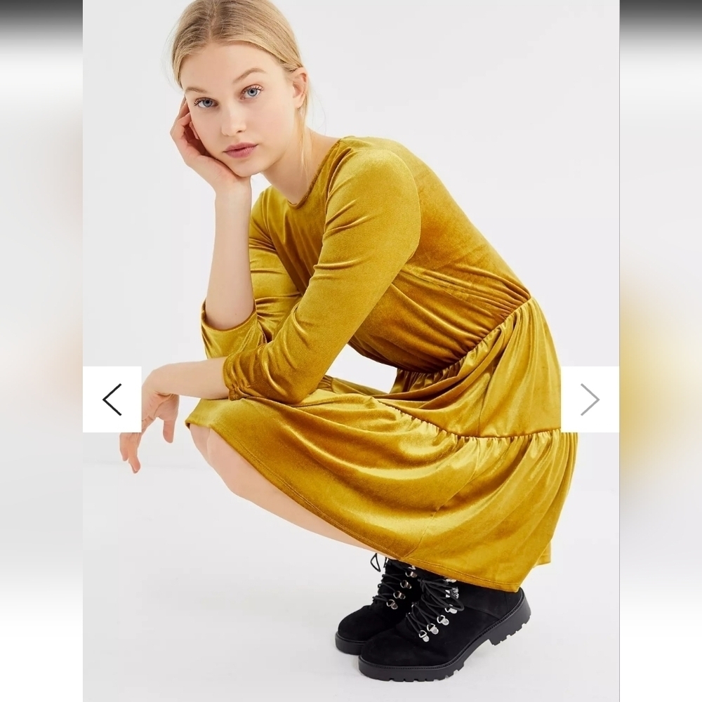 Urban Outfitters Mustard Velvet Tiered Mini Dress Womens Size Small